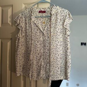 White Floral Ruffle Blouse